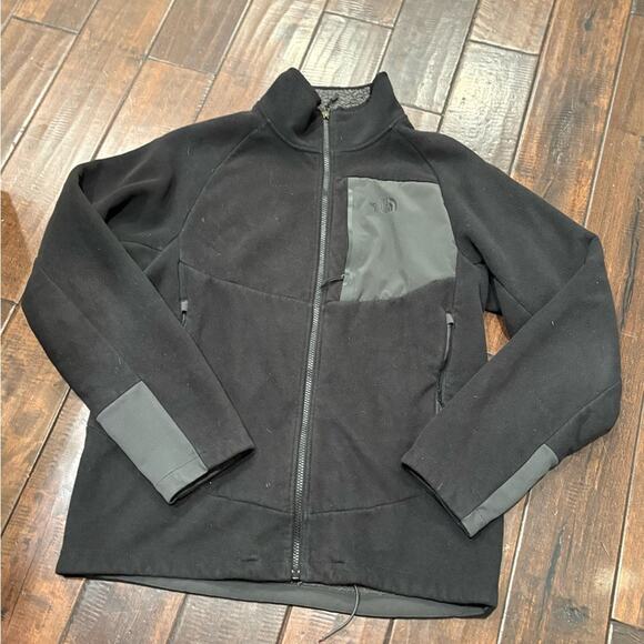 The North Face Black and Gray Men's Performance Jacket | M - Picture 2 of 11